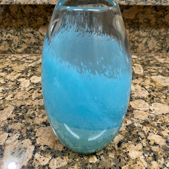 Toscano TUARI 8IN Vase - Picture 2 of 4